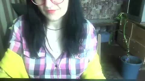 yanafiesta online show from 04.27.26