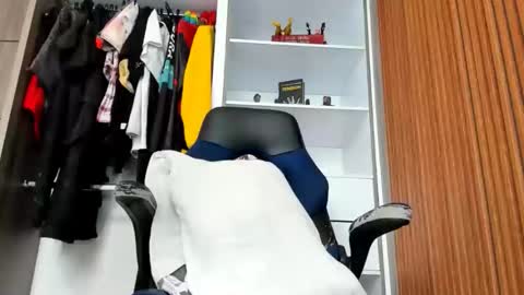 yandi_hot online show from 03.17.26