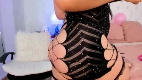 Yara Bliss  online show from 10.02.25