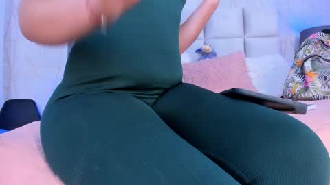 Yara Bliss  online show from 03.15.26