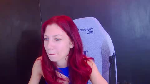 Snapshot of yasemina_ chatting on 04.08.26 Yase online show from 04.08.26