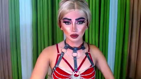 miss yasii online show from 09.14.25