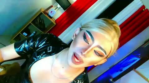 miss yasii online show from 11.30.25