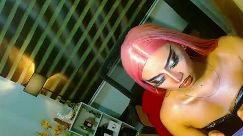 Snapshot of yasii19 chatting on 05.20.26 miss yasii online show from 05.20.26