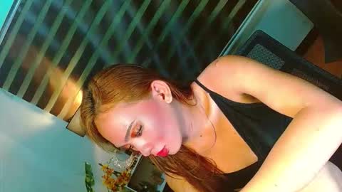 Snapshot of yasii19 chatting on 06.10.26 miss yasii online show from 06.10.26