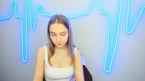 Snapshot of yasminasage chatting on 03.09.25 Yasmina online show from 03.09.25