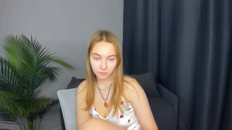 Yasmina online show from 11.13.25
