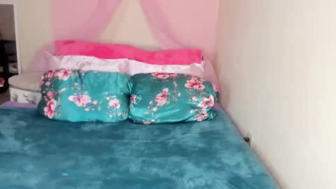 Snapshot of yasminayazzie chatting on 01.02.25 Yasmina online show from 01.02.25