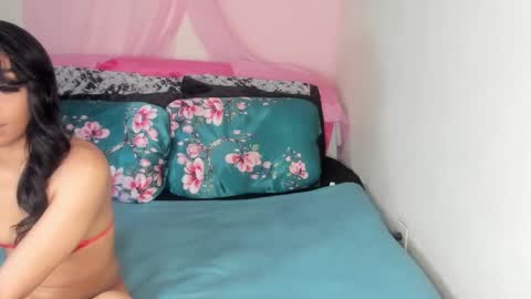 Snapshot of yasminayazzie chatting on 02.28.25 Yasmina online show from 02.28.25