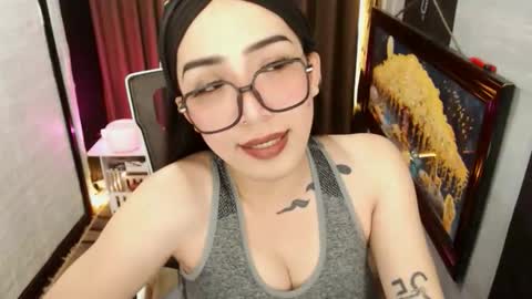 Snapshot of yassiered chatting on 03.21.26 yassiered online show from 03.21.26