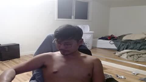 Snapshot of yawnimhorny chatting on 02.15.25 yawnimhorny online show from 02.15.25