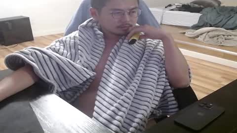 Snapshot of yawnimhorny chatting on 02.16.25 yawnimhorny online show from 02.16.25