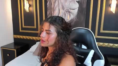 yaya23x online show from 02.10.25