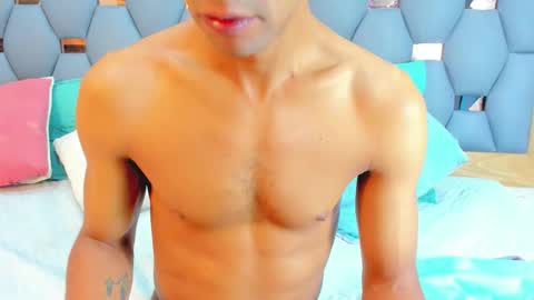 yayi derek  online show from 10.28.25