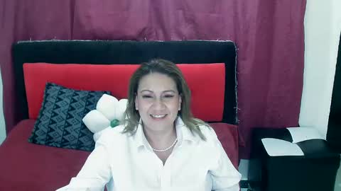 Snapshot of yayita_mature chatting on 01.16.25 yayita online show from 01.16.25