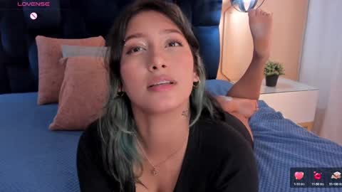 Snapshot of yazmin_rouse chatting on 01.03.25 Yazmin online show from 01.03.25