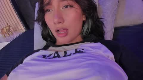 Snapshot of yazmin_rouse chatting on 02.23.25 Yazmin online show from 02.23.25