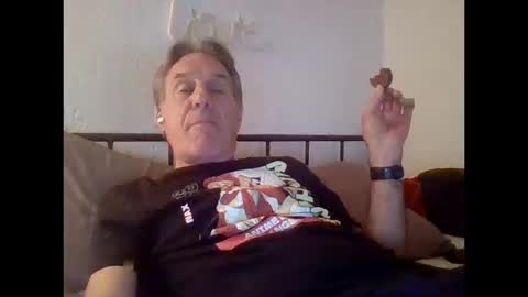 Snapshot of yeah_baby6988 chatting on 10.10.25 yeah_baby6988 online show from 10.10.25