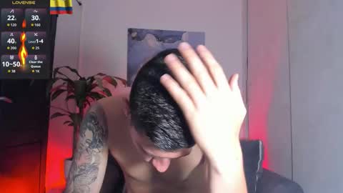 Snapshot of yeiko_romero_ chatting on 12.16.25 YEIKO ROMERO online show from 12.16.25