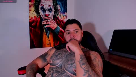 Snapshot of yeikoe1 chatting on 02.05.25 yeikoe1 online show from 02.05.25