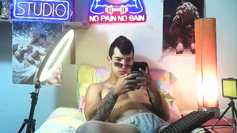 yeisoncastellanos1999 online show from 10.23.25