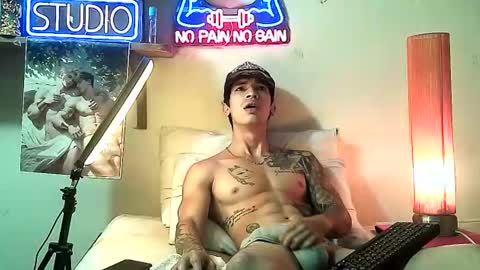 yeisoncastellanos1999 online show from 11.26.25