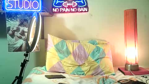 Snapshot of yeisoncastellanos1999 chatting on 01.07.26 yeisoncastellanos1999 online show from 01.07.26