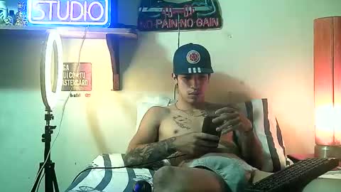 yeisoncastellanos1999 online show from 05.05.26