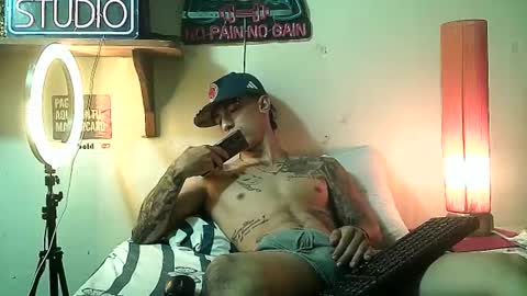 yeisoncastellanos1999 online show from 05.06.26