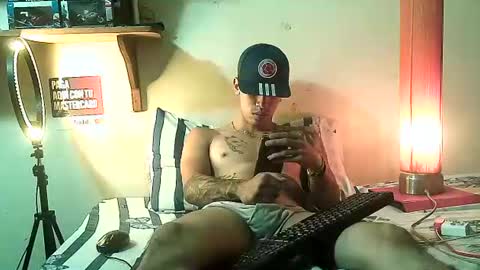 yeisoncastellanos1999 online show from 06.18.26