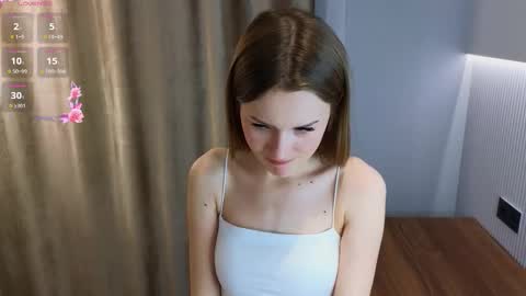 Snapshot of yelenaolaya chatting on 01.09.26 Kate online show from 01.09.26