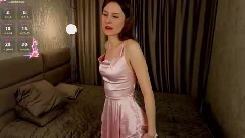 Snapshot of yelenaolaya chatting on 03.07.26 Kate online show from 03.07.26