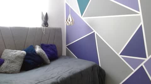 Snapshot of yera_carey chatting on 11.11.25 Yera online show from 11.11.25