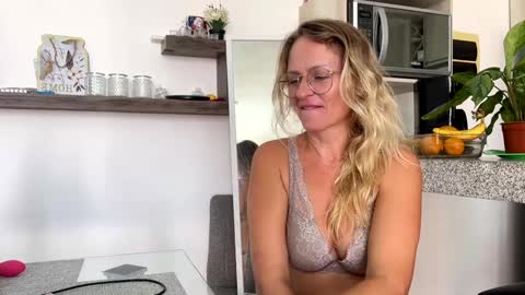 Zlata online show from 02.06.25