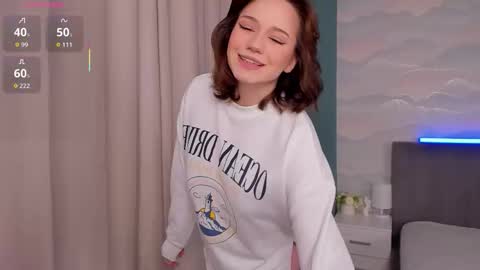 Snapshot of yes_ready chatting on 10.03.25 eva online show from 10.03.25