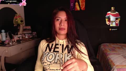 Snapshot of yesika_t chatting on 03.27.26 yesika_t online show from 03.27.26