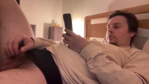 Snapshot of yesimlonely chatting on 11.05.25 Sal online show from 11.05.25