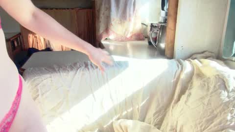 Snapshot of yespleasemerci chatting on 01.19.26 Brienne online show from 01.19.26