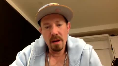 Snapshot of yesplesae chatting on 01.05.25 yesplesae online show from 01.05.25