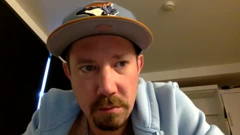 Snapshot of yesplesae chatting on 01.05.25 yesplesae online show from 01.05.25