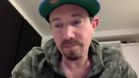 Snapshot of yesplesae chatting on 01.19.25 yesplesae online show from 01.19.25