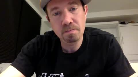 Snapshot of yesplesae chatting on 02.13.25 yesplesae online show from 02.13.25