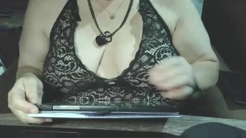 yessirprincesspet online show from 06.21.26