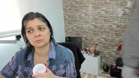 yinyyanghot online show from 11.24.25