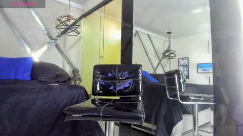 Yiyo online show from 02.22.25