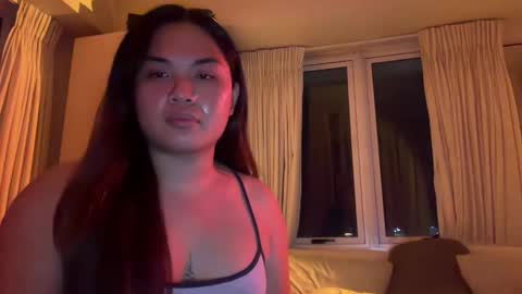 yllana love online show from 03.16.26