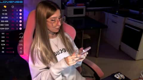     online show from 12.09.24