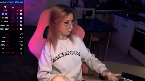     online show from 01.08.25