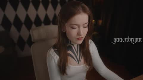 ynnenbrynn online show from 11.06.25