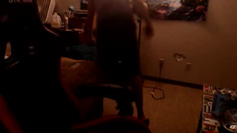 Snapshot of yobleez chatting on 03.22.26 yobleez online show from 03.22.26